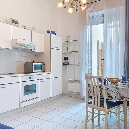 De La Et D'angleterre By Interhome * Royan