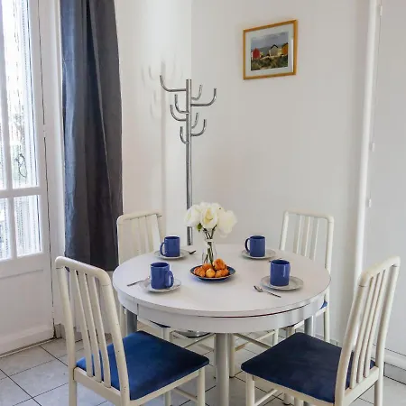 De La Et D'angleterre By Interhome Apartment