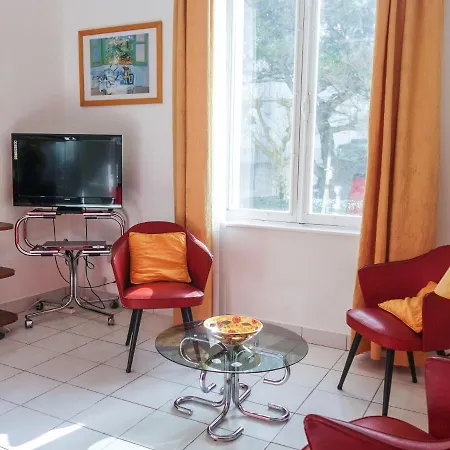 De La Et D'angleterre By Interhome Appartement